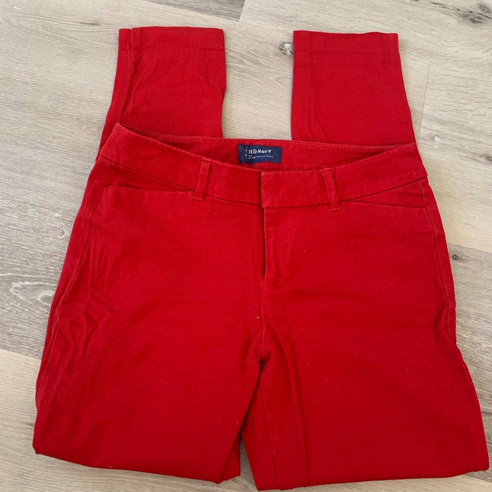 Old navy pixie pant size 4. Used one like new
